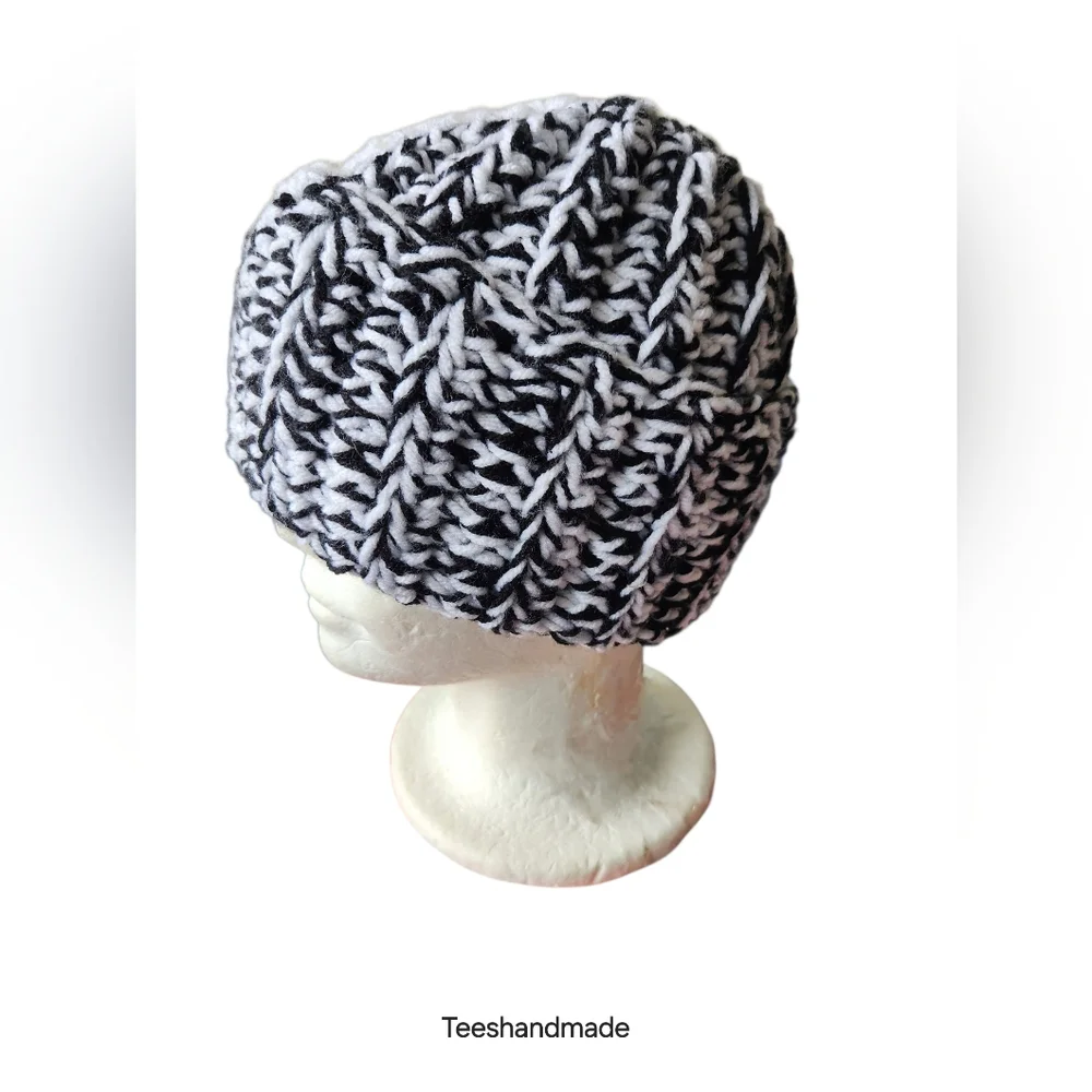 Black/White Winter Hat